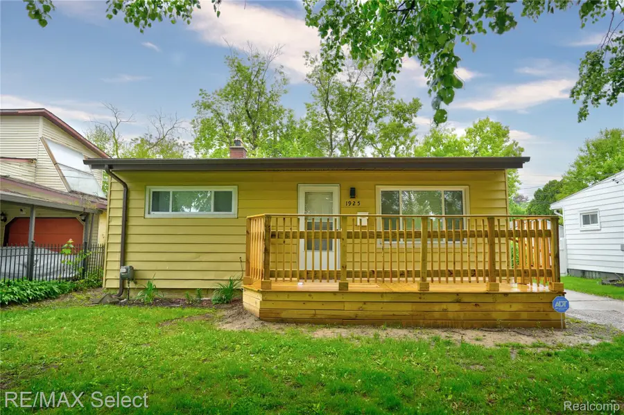 1925 Gilmartin Street, Flint, MI 48503 - Image #2