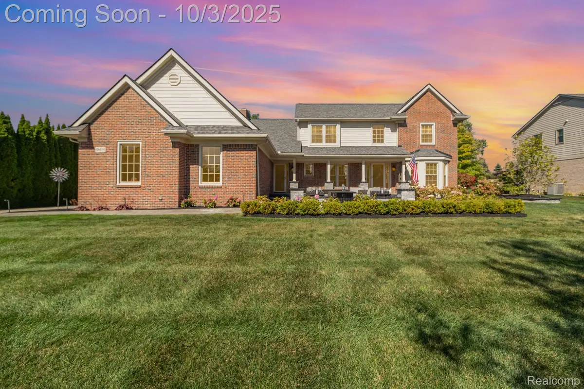 48434 Hill Top Drive E, Plymouth, MI 48170 - Image #1