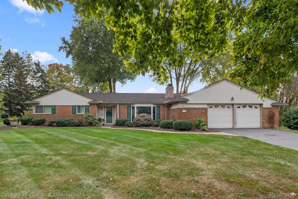 47245 Battleford Lane, Northville, MI 48167 - Image #1