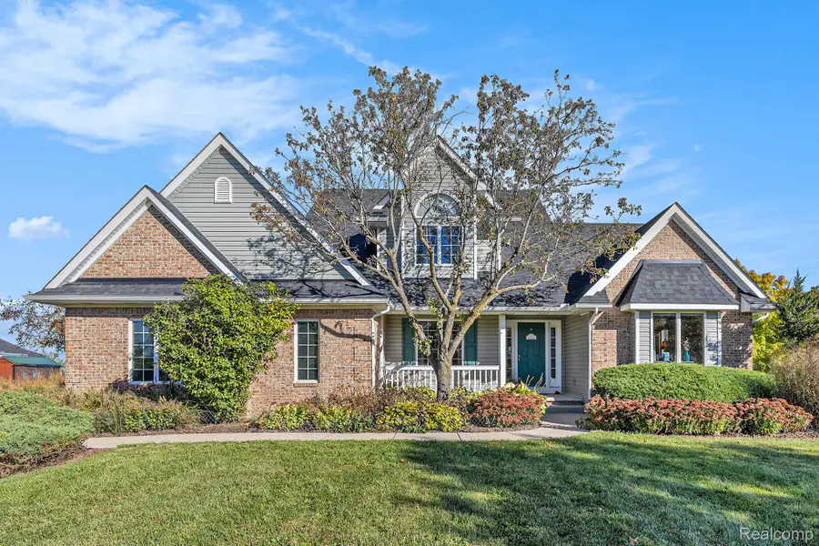 8584 E Parker Road, Laingsburg, MI 48848 - Image #2