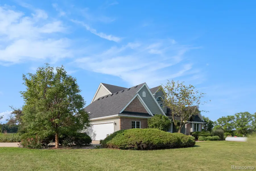 8584 E Parker Road, Laingsburg, MI 48848 - Image #3