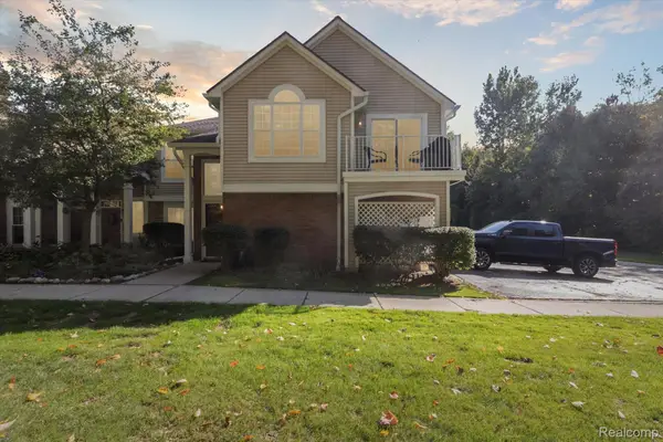 56059 Chesapeake Circle, ShelbyTwp, MI 48316