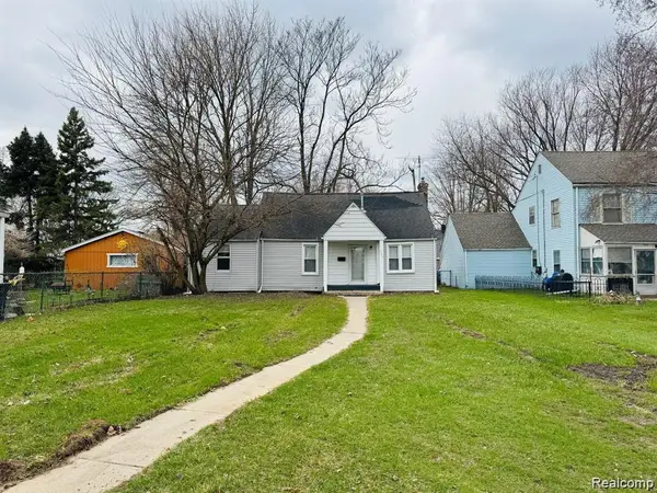 184 Dickinson Street, MtClemens, MI 48043
