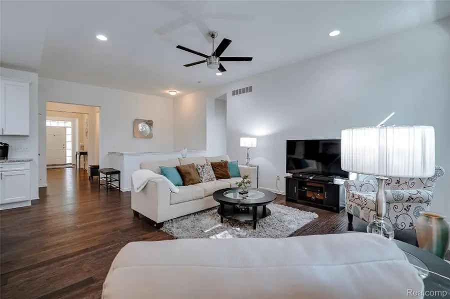 48859 Garden Lane, Canton, MI 48188 - Image #3