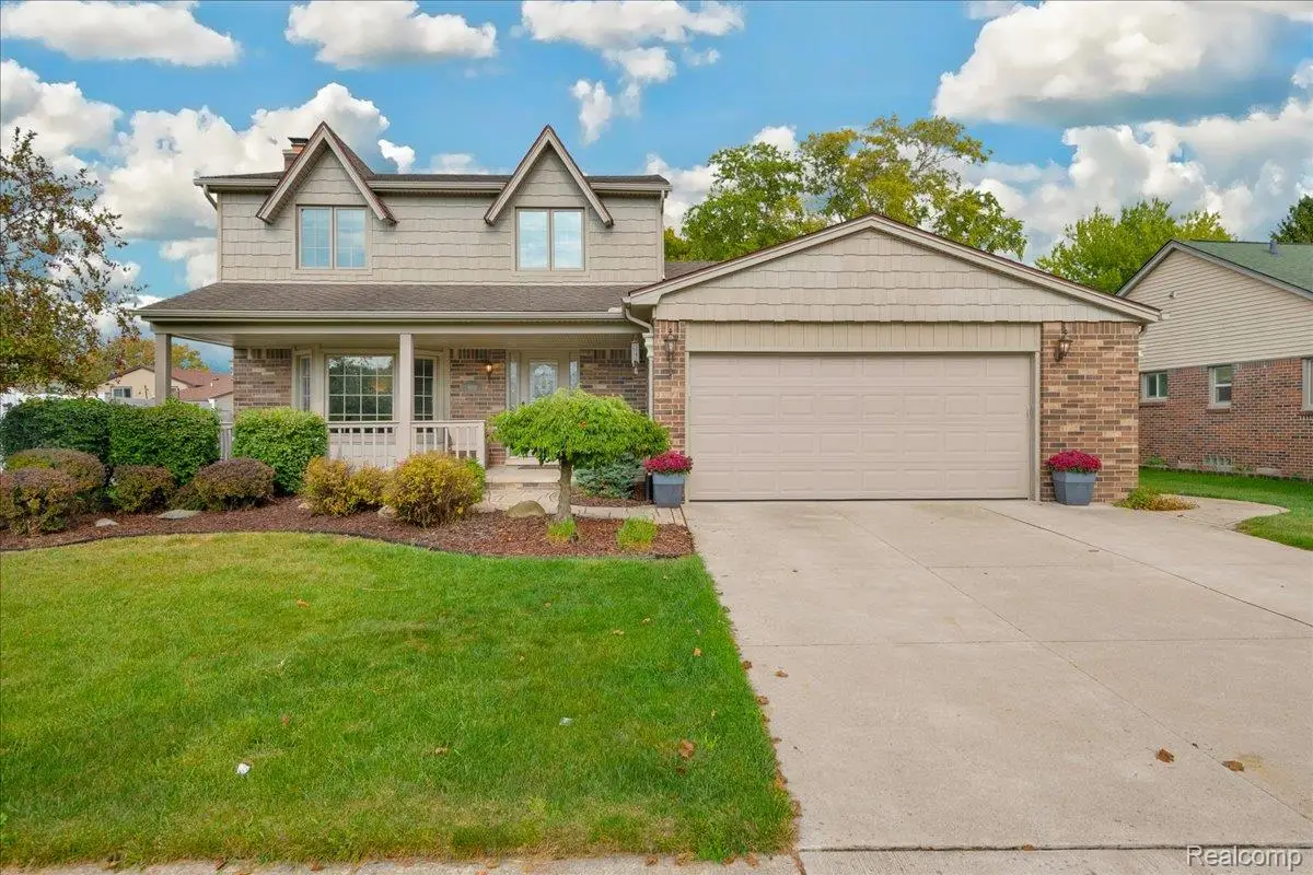 44192 Rivergate Drive, Clinton Charter Township, MI 48038 - Image #1
