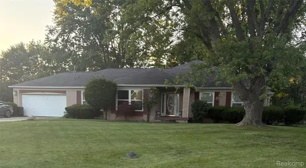 1329 Arrowwood Lane, GrandBlanc, MI 48439