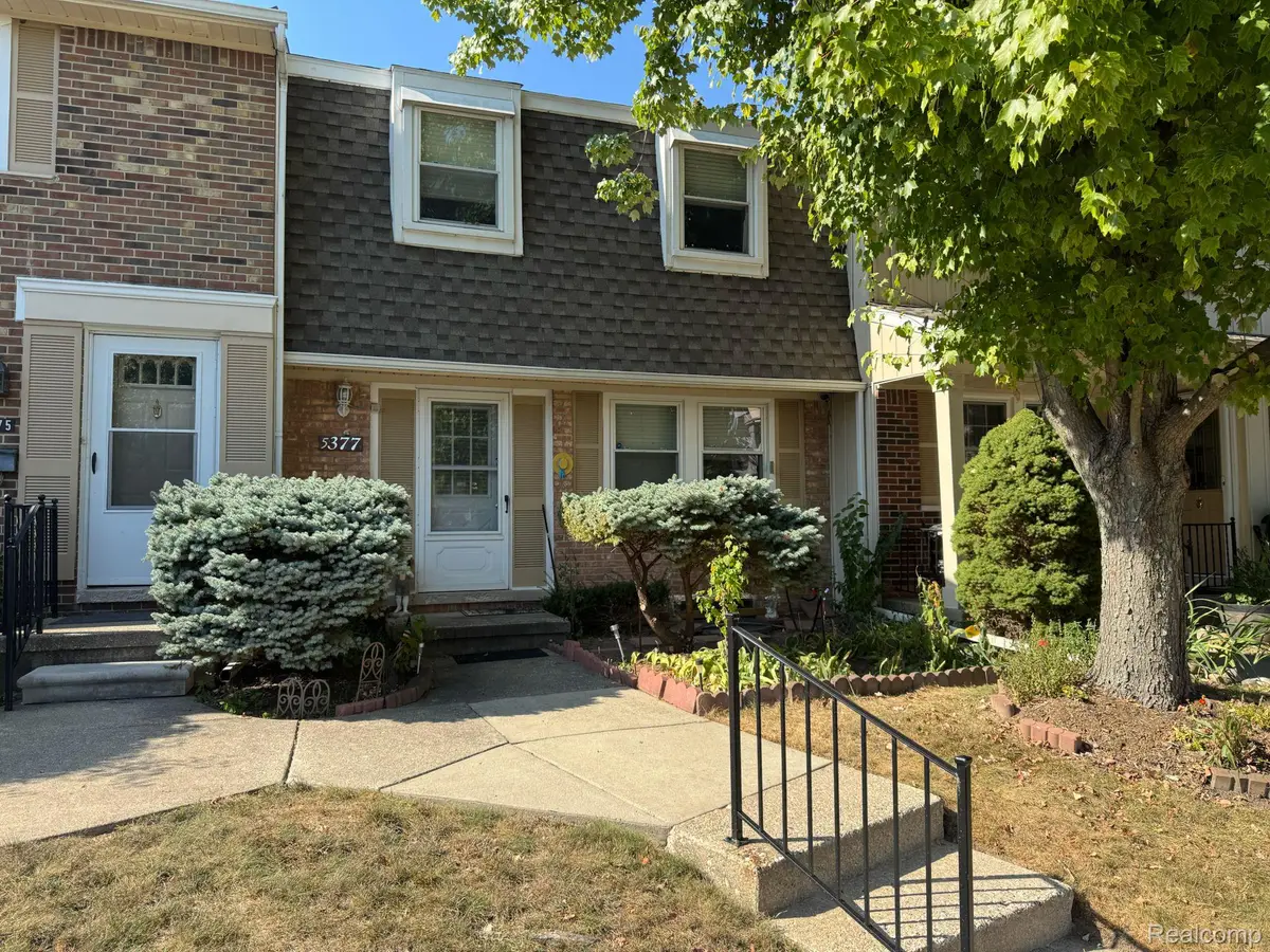 5377 Breeze Hill Place, Troy, MI 48098 - Image #1