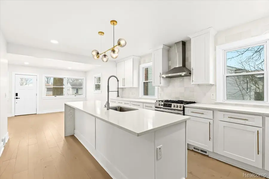 2679 Columbia Road, Berkley, MI 48072 - Image #2