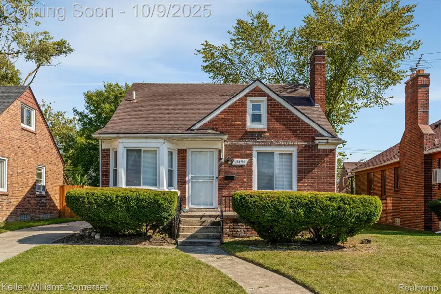 15454 Asbury Park, Detroit, MI 48227 - Image #2