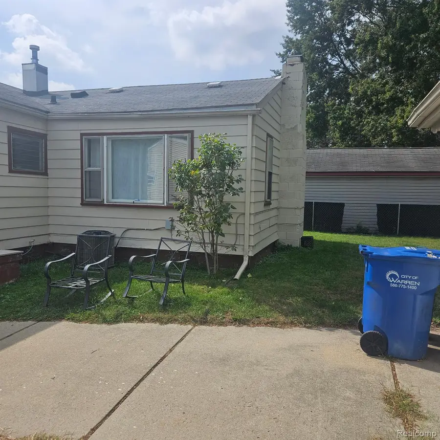 14337 Leonard Avenue, Warren, MI 48089 - Image #3