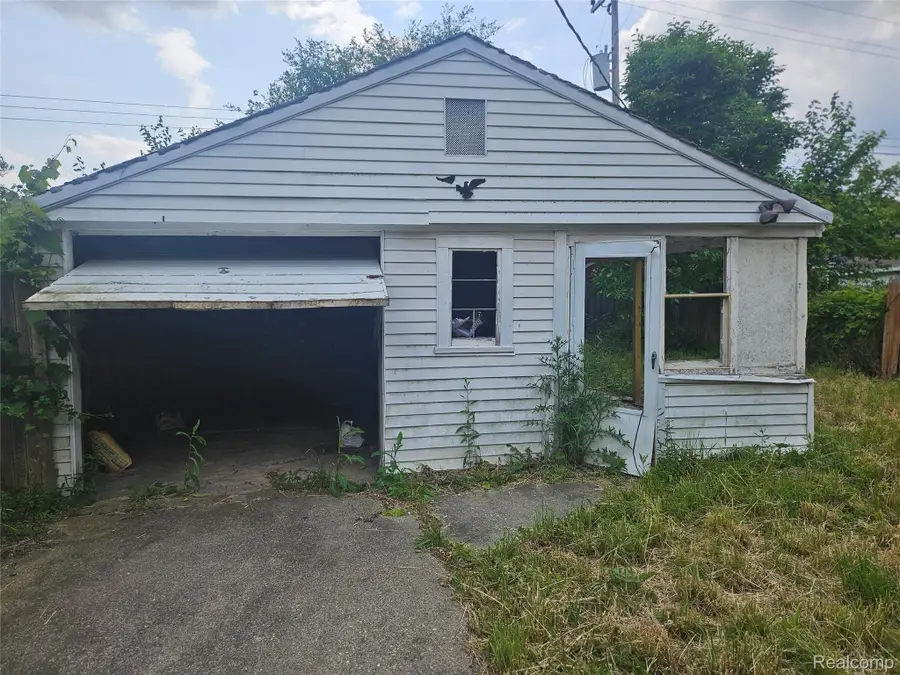 6137 Radnor Street, Detroit, MI 48224 - Image #2