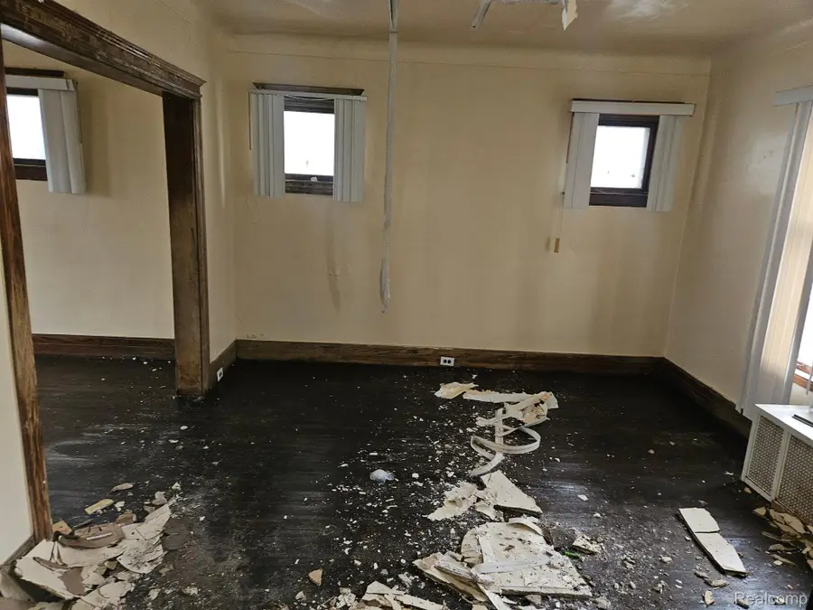 5297 Vancouver Street, Detroit, MI 48204 - Image #2