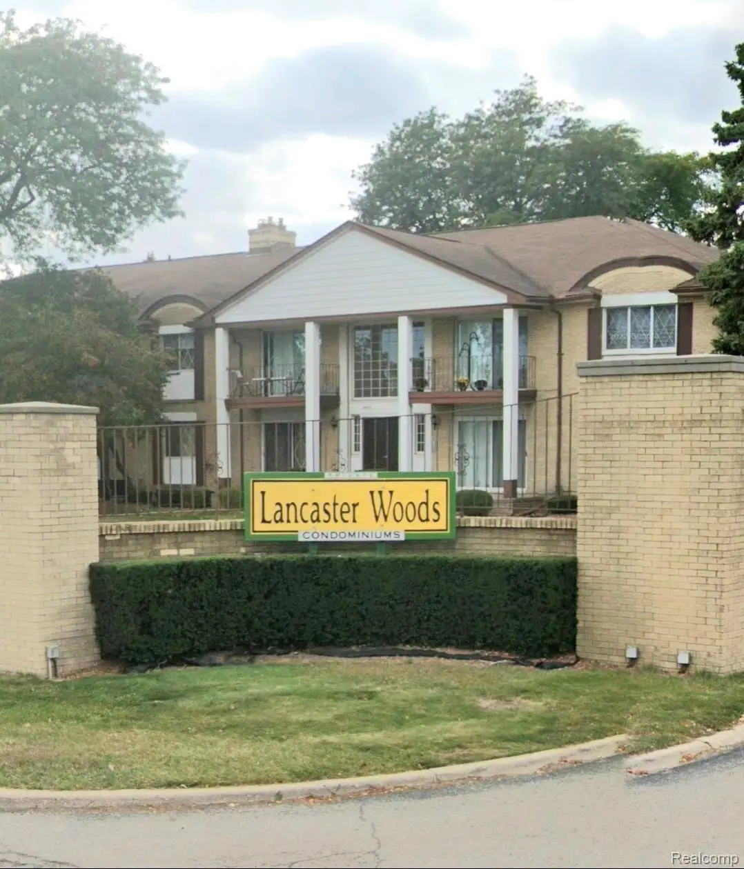 29304 Gloede Drive, Warren, MI 48088 - Image #1