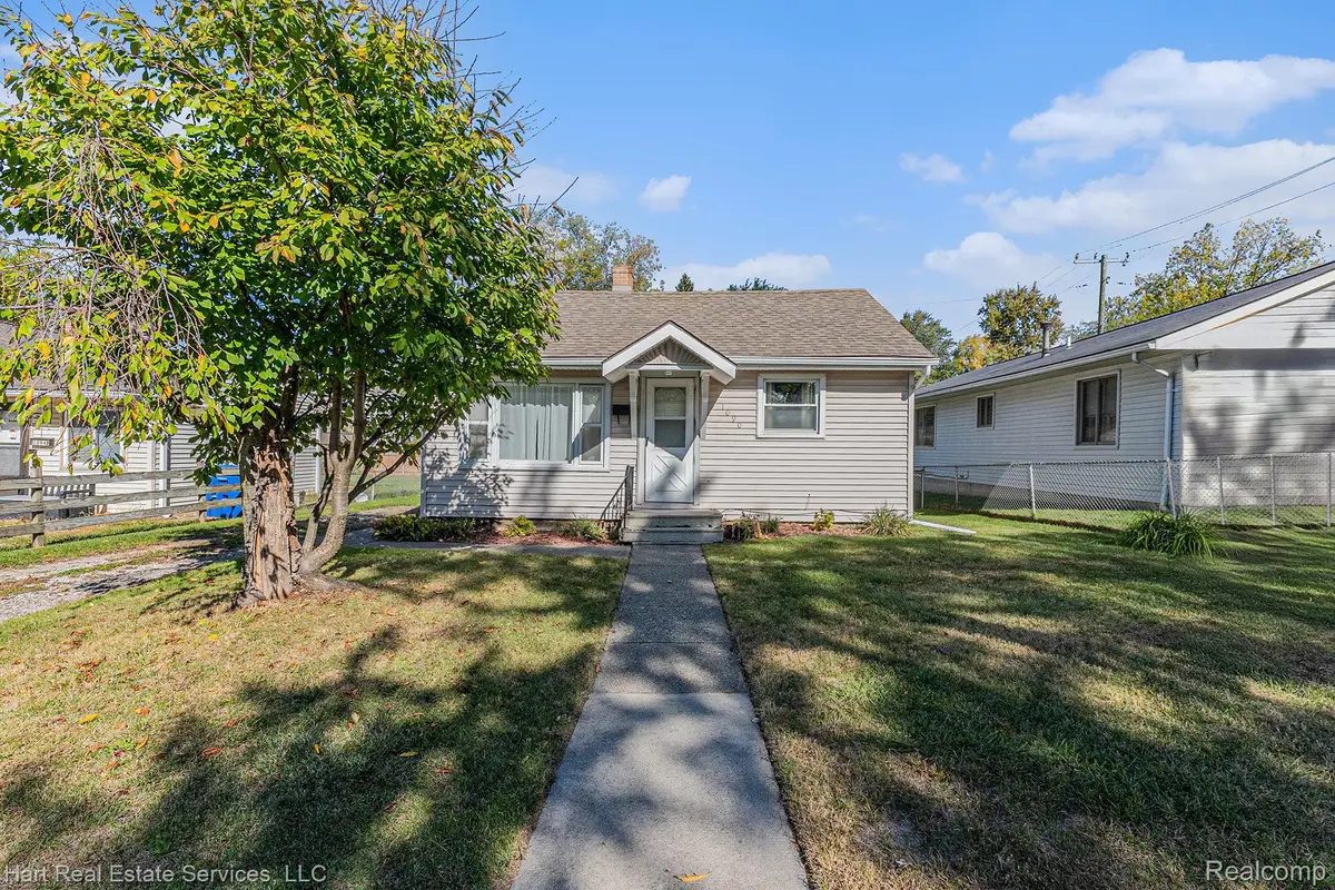 1090 Boston Avenue, Waterford, MI 48328 - Image #1