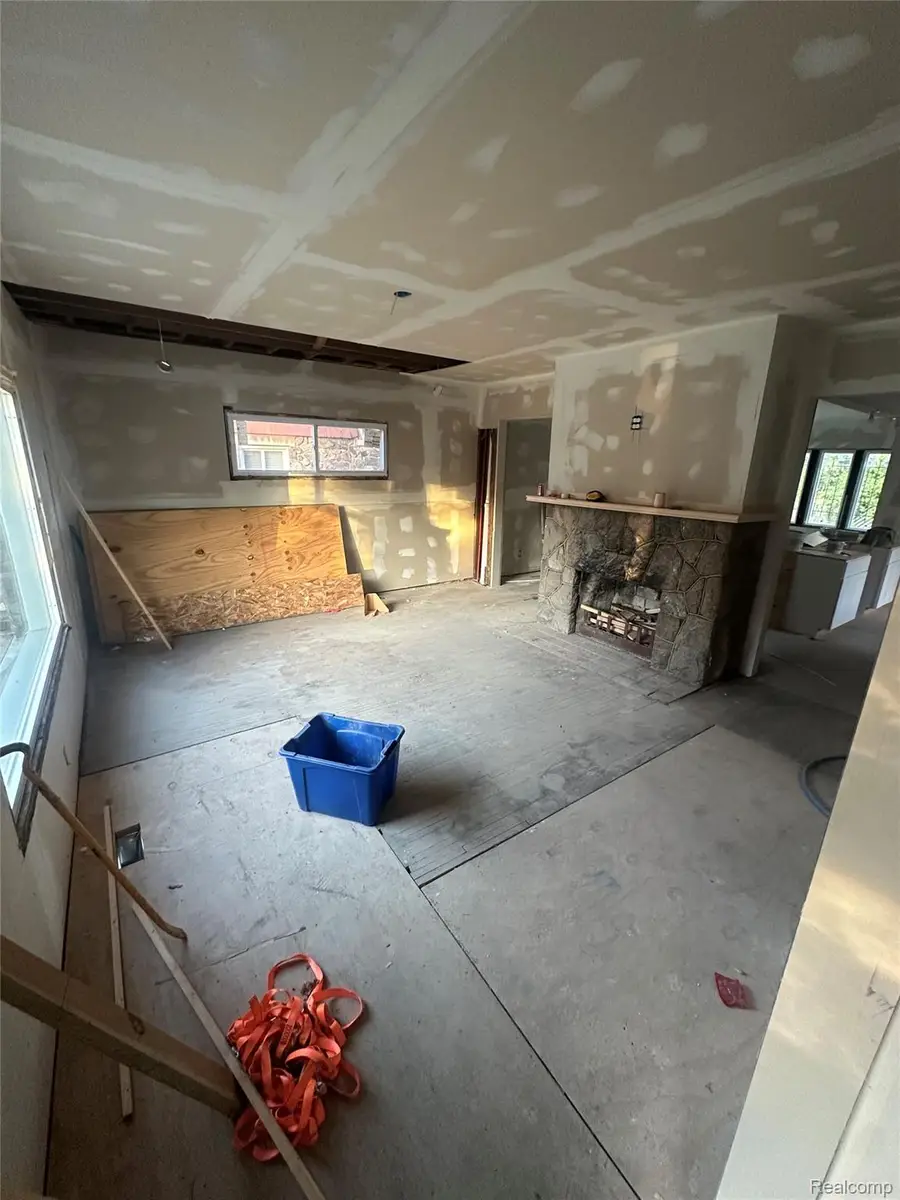 8740 Arcadia Street, Detroit, MI 48204 - Image #3