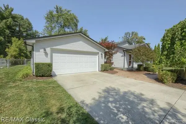 130 Blanche Drive, Troy, MI 48098 - Image #3