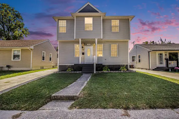 1566 E George Avenue, HazelPark, MI 48030