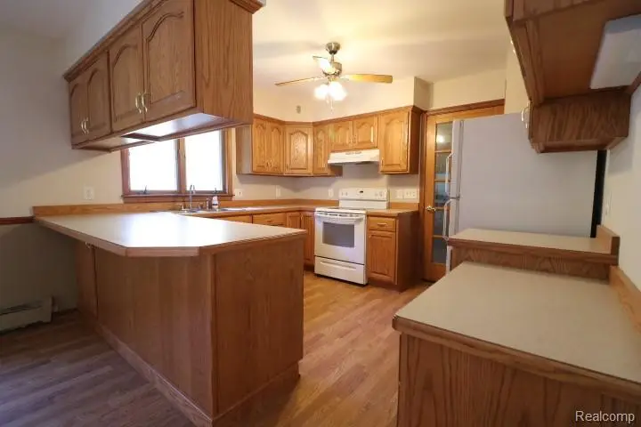 6879 Seabury Road, Imlay, MI 48444 - Image #3
