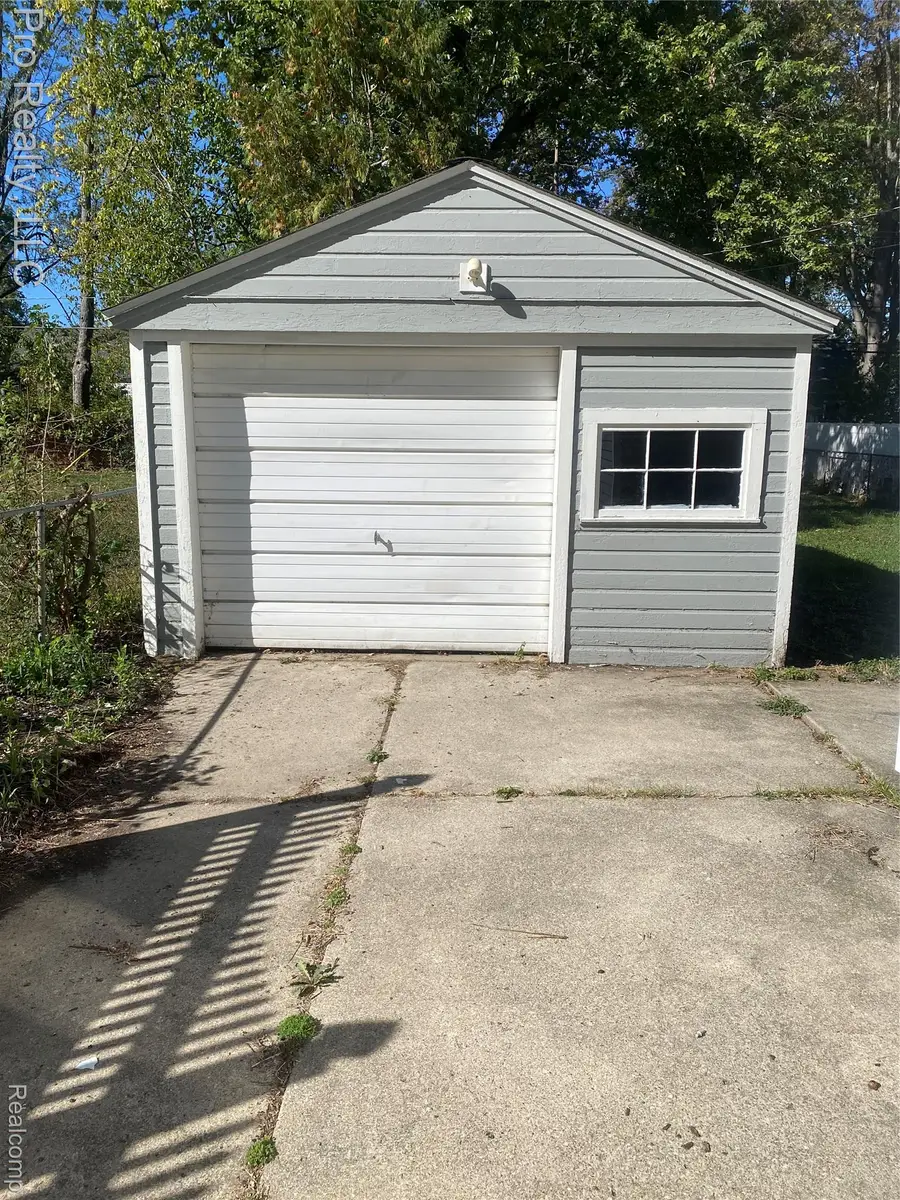 4544 Edmund Street, Wayne, MI 48184 - Image #2