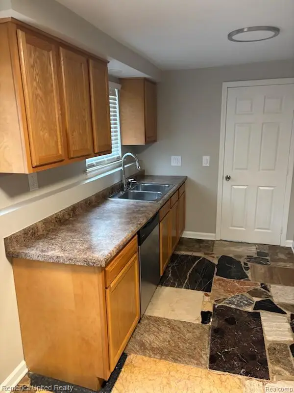 3235 Isabelle Avenue, Inkster, MI 48141 - Image #3