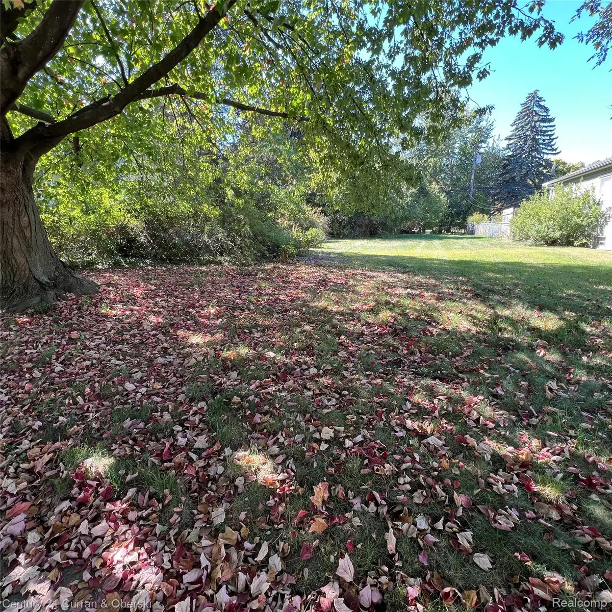 406 S Webik Avenue, Clawson, MI 48017 - Image #1