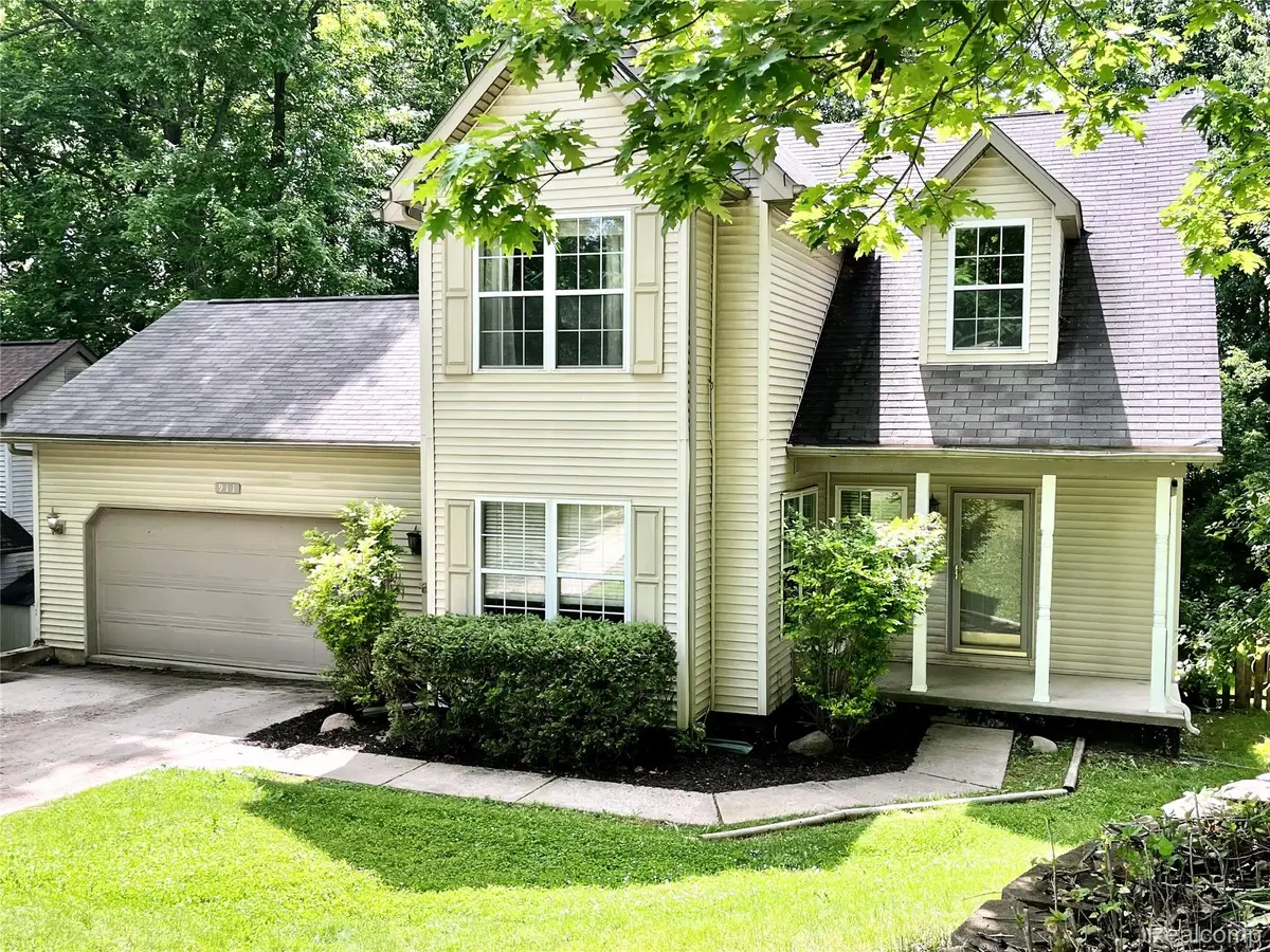 911 Old Hickory Lane, Orion, MI 48362 - Image #1