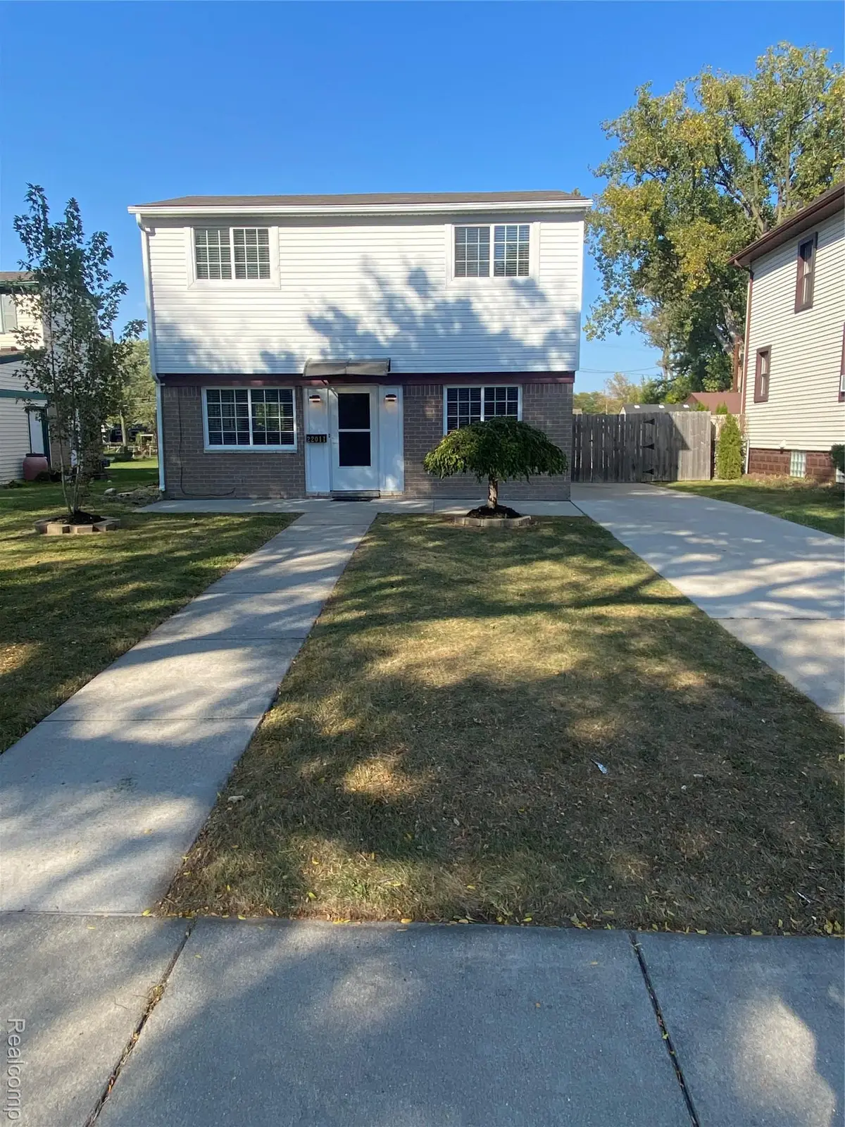 22011 E 10 Mile Road, Saint Clair Shores, MI 48080 - Image #1