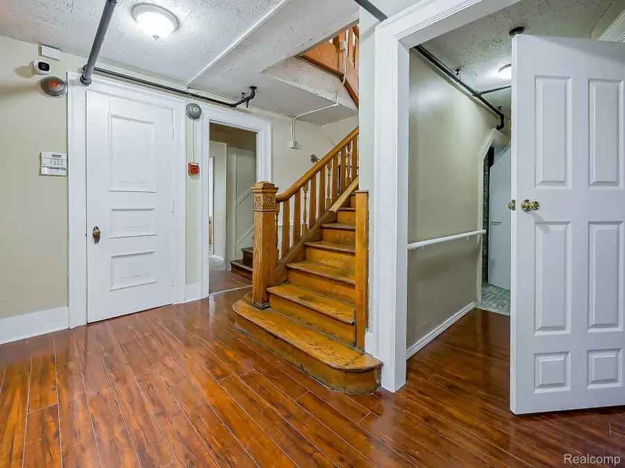 491 E Grand Boulevard, Detroit, MI 48207 - Image #3