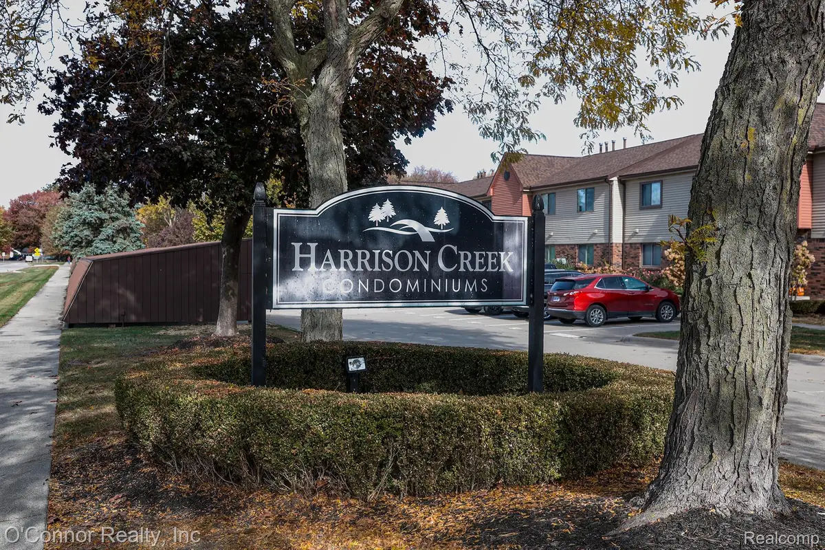 38683 Harrison Creek Court, Harrison Township, MI 48045 - Image #1