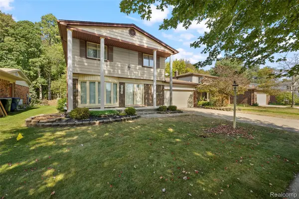 42990 Arlington Road, Canton, MI 48187