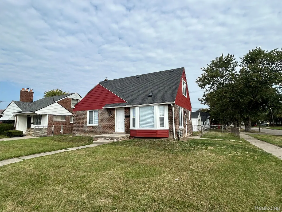 16555 8 Mile Road, Eastpointe, MI 48021 - Image #1