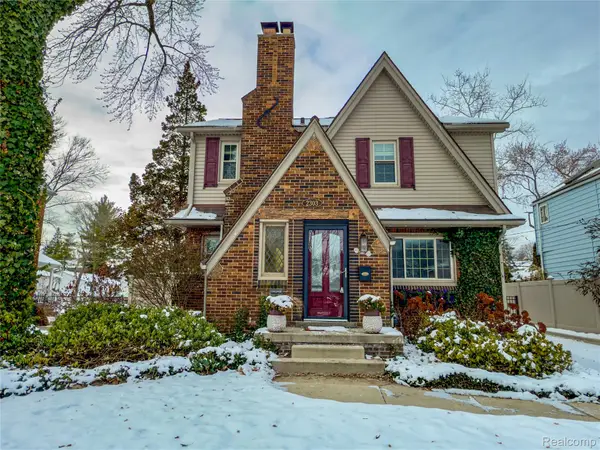 2303 Linwood Avenue, RoyalOak, MI 48073