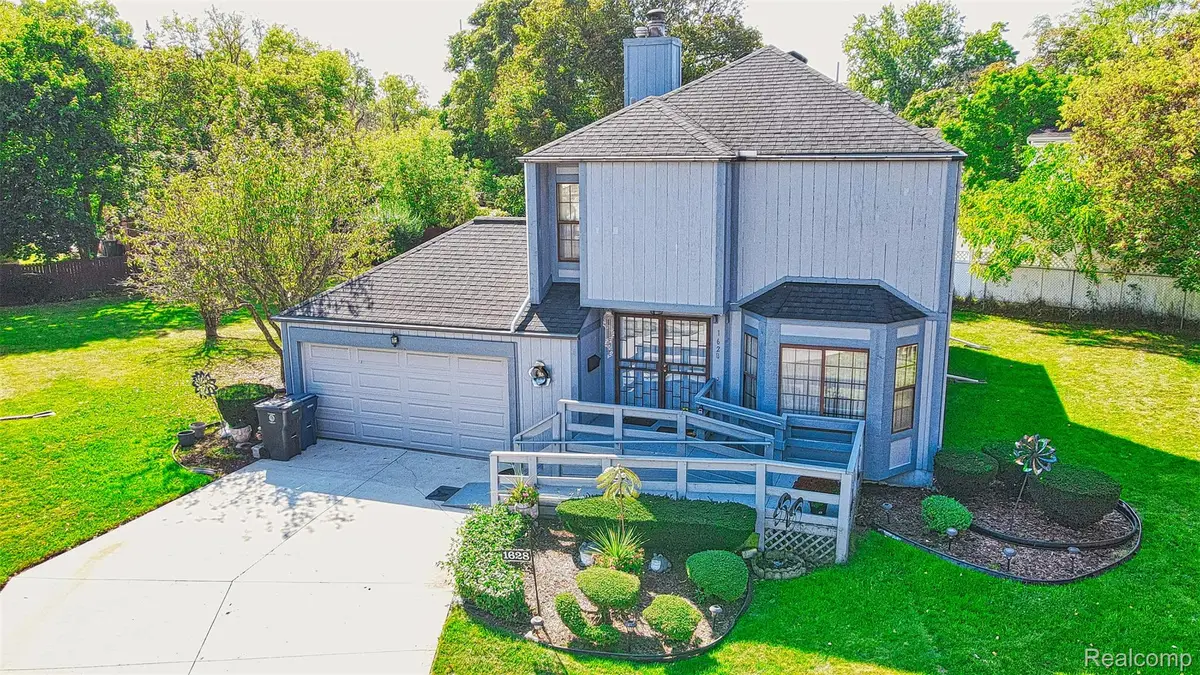 1628 Broad Court, Flint, MI 48503 - Image #1