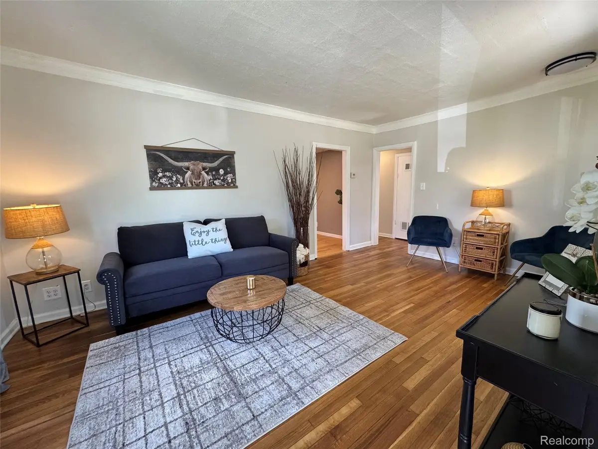 24254 Berry Avenue, Warren, MI 48089 - Image #1