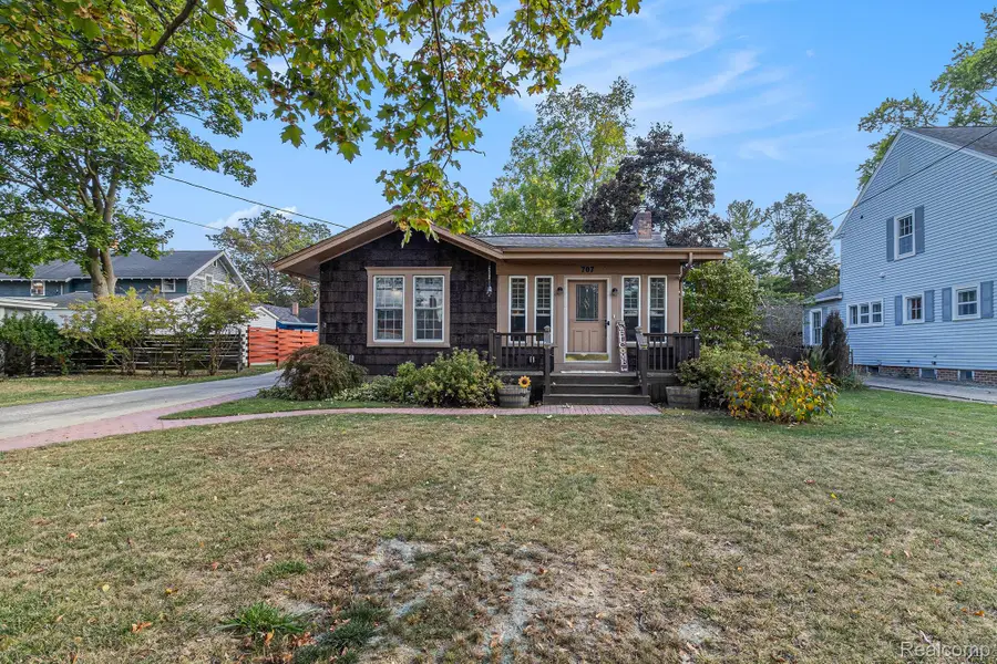 707 W King Street, Owosso, MI 48867 - Image #2