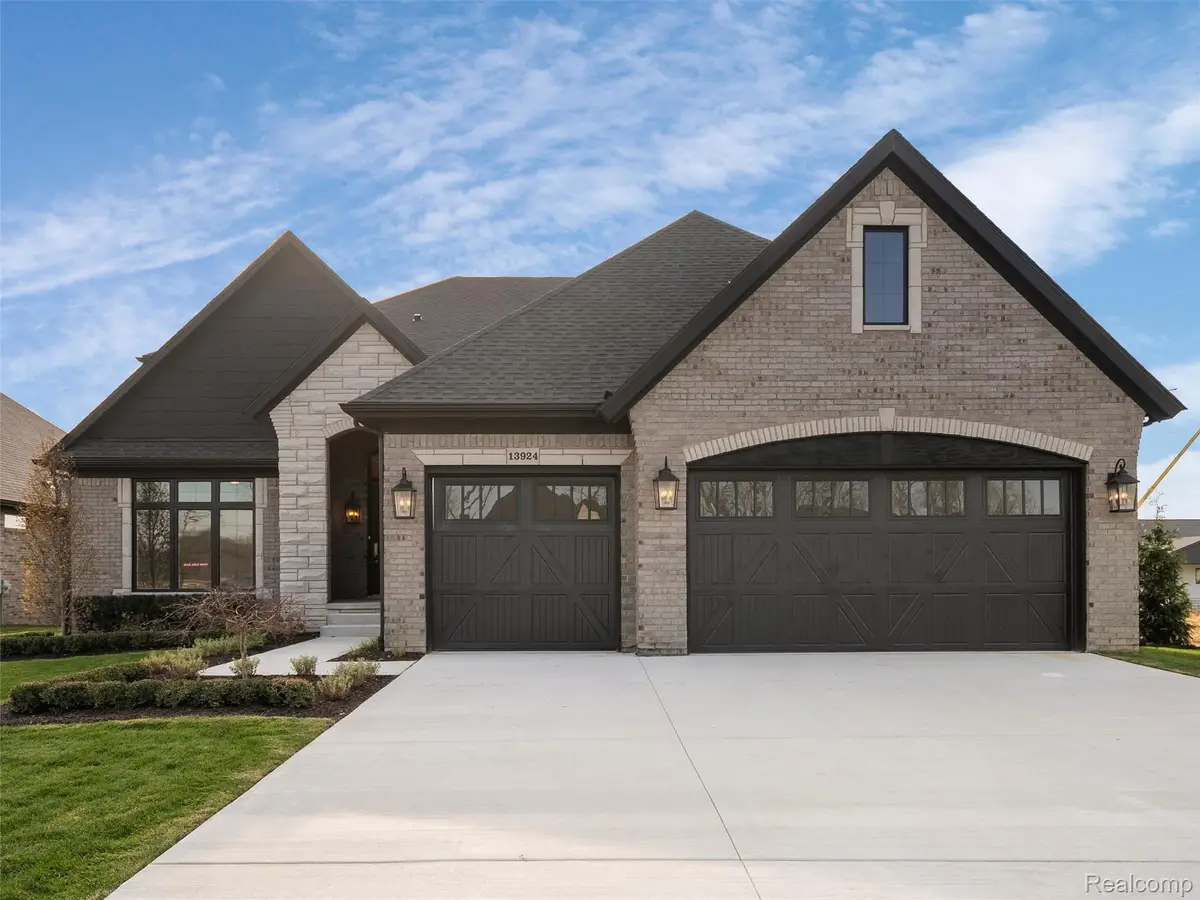 13924 Arthur Court, Washington, MI 48094 - Image #1