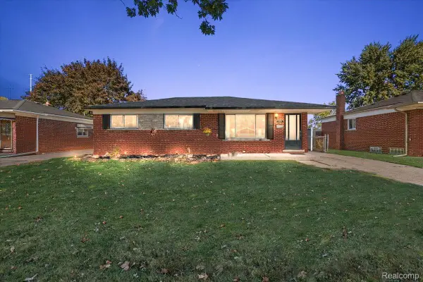 12839 Chippewa Drive, Warren, MI 48088