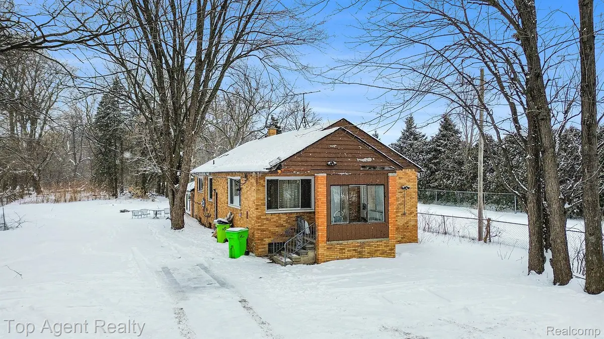 45945 N Gratiot Avenue, Macomb, MI 48042 - Image #1