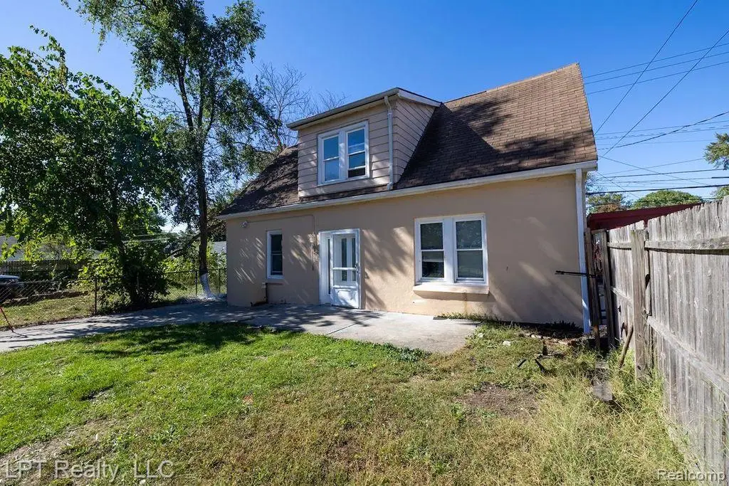 6015 Mayburn Street W, Dearborn Heights, MI 48127 - Image #1