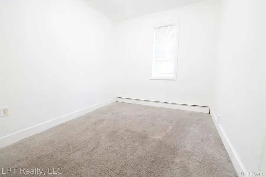 6015 Mayburn Street W, Dearborn Heights, MI 48127 - Image #2