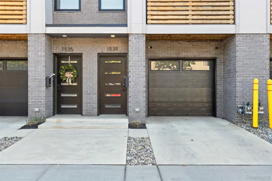 1539 Pallister #9, Detroit, MI 48206 - Image #2
