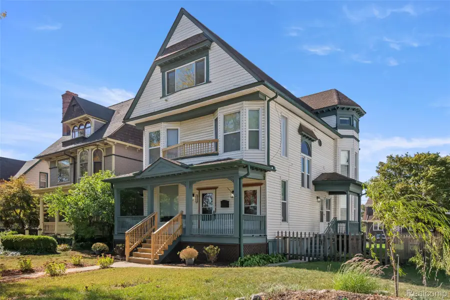 2116 Biddle Avenue, Wyandotte, MI 48192 - Image #2