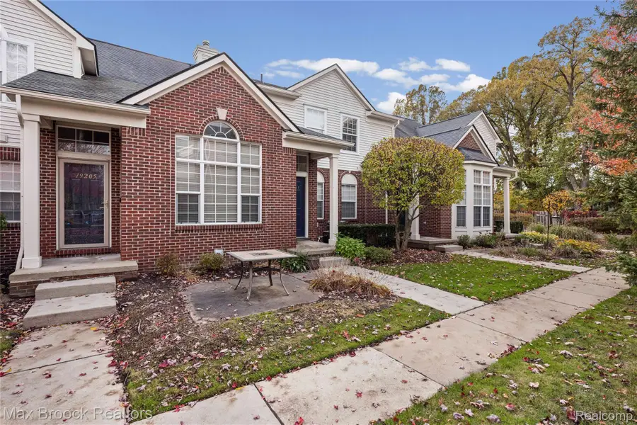 19105 Alexa Drive, Commerce, MI 48390 - Image #3