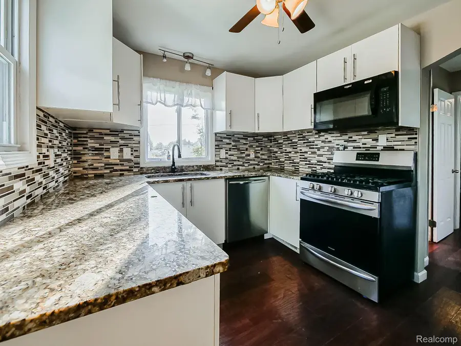 23220 Audrey Avenue, Warren, MI 48091 - Image #3