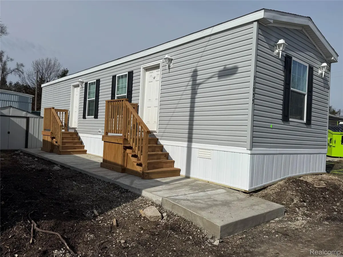 11055 Silver View Court, Green Oak, MI 48178 - Image #1