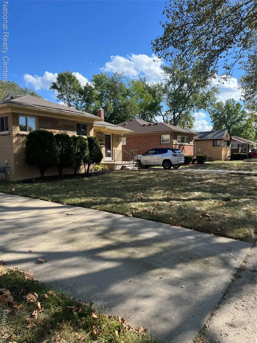 23040 Marlow Street, Oak Park, MI 48237 - Image #2