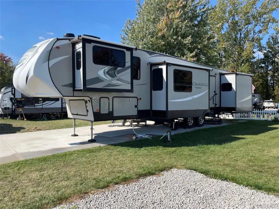 831 Main St, Au Gres, MI 48703 - #3