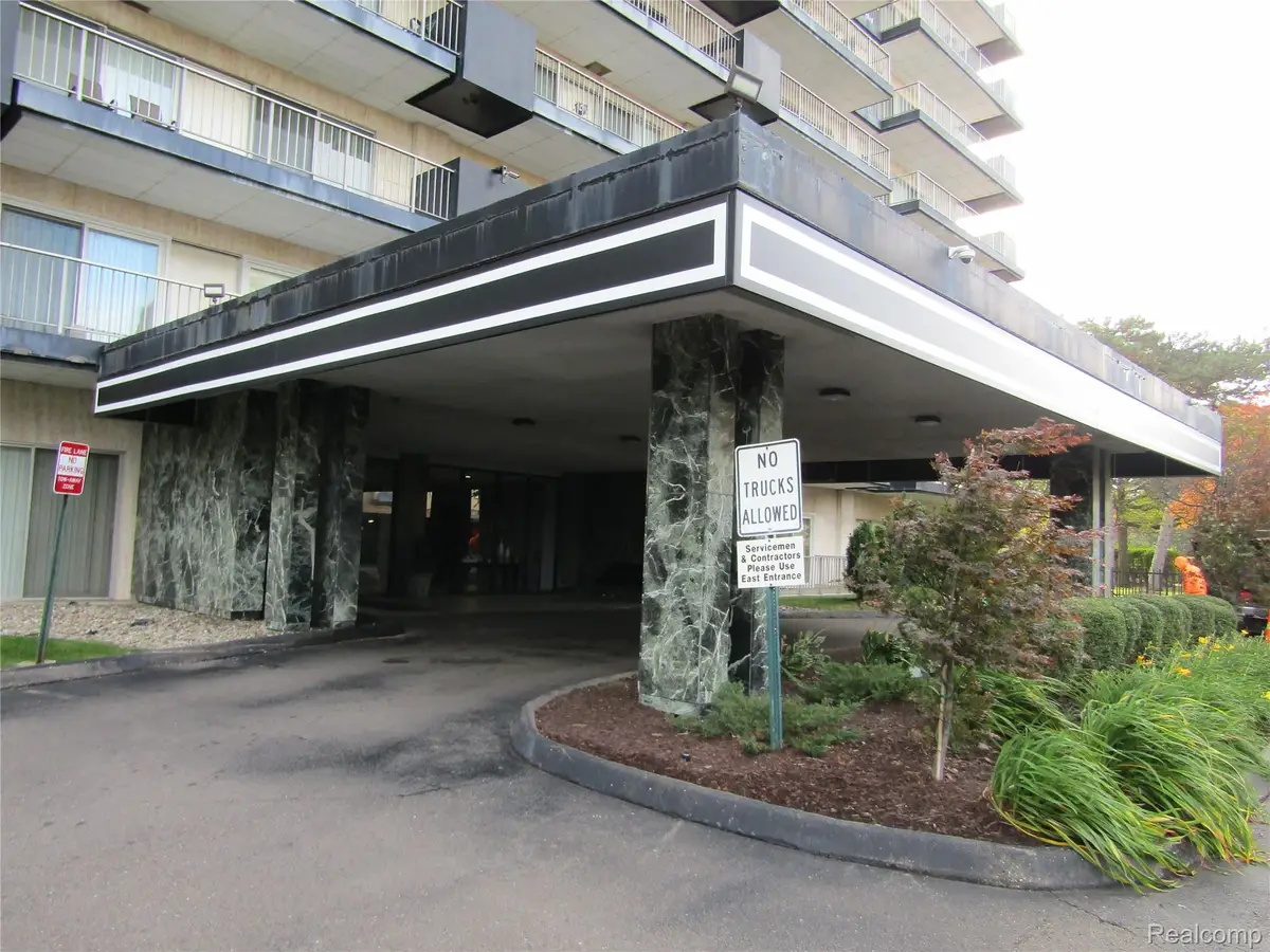 15801 Providence Drive #10C, Southfield, MI 48075 - Image #1