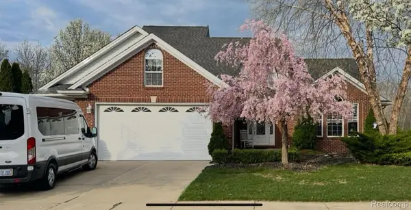 26659 Pepperwood Drive, Woodhaven, MI 48183