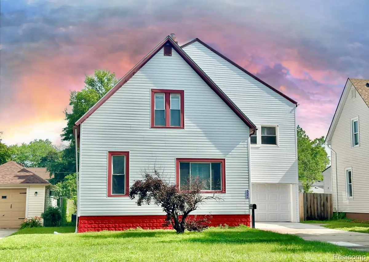 532 Chestnut Street, Wyandotte, MI 48192 - Image #1